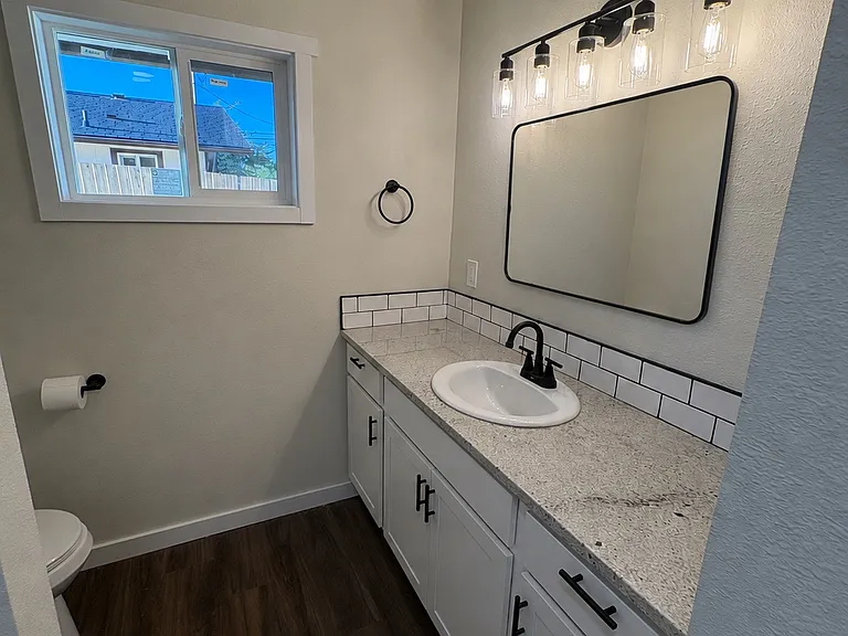 1462 Cascade Dr — Photo 10