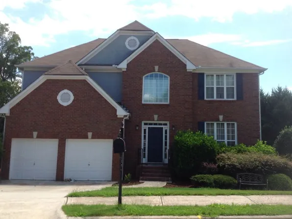 4011 Triton Ives Dr, Auburn, GA 30011