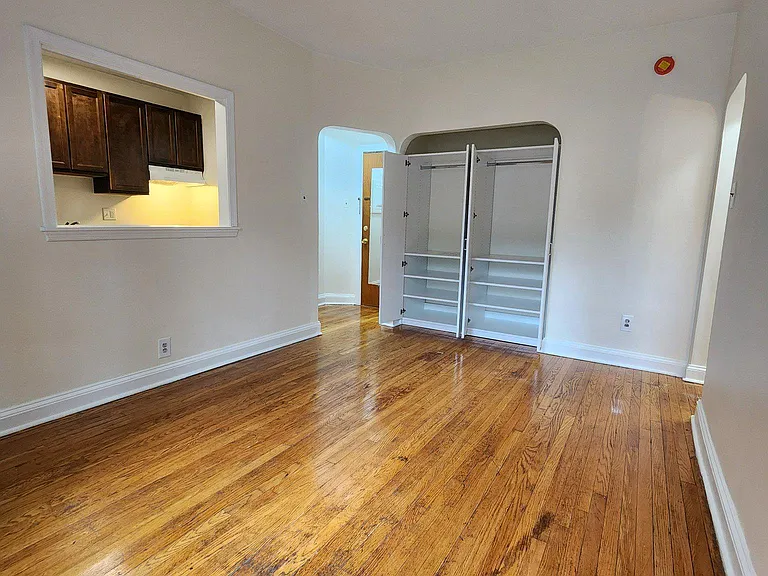 400 N Hortter St #206 — Photo 22
