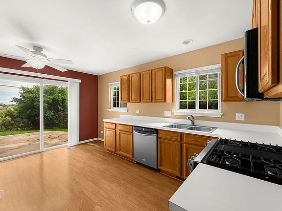 5th image of 2041 Clarewood Ln #2041