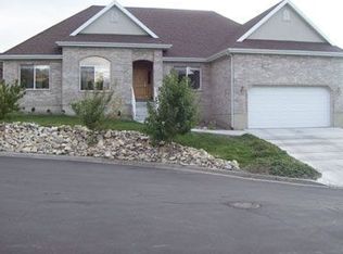 1366 E Cambridge Ct, Provo, UT 84604