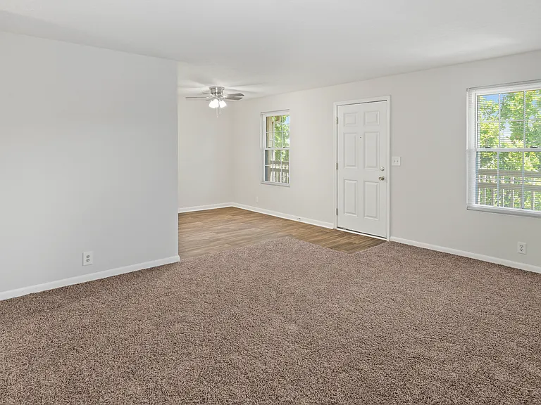 1870 Frankfort Ave #4 — Photo 4