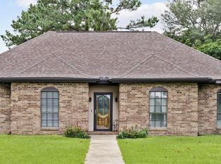 109 Woodward Dr, Lafayette, LA 70508