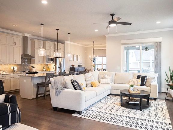 4th image of 103 Ridan Rd