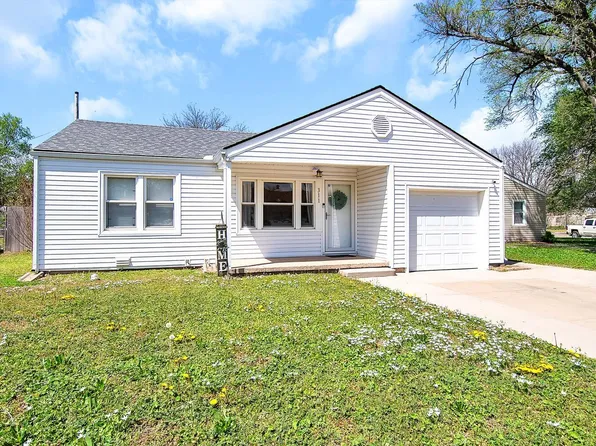 311 S Wayne Ave, Haysville, KS 67060