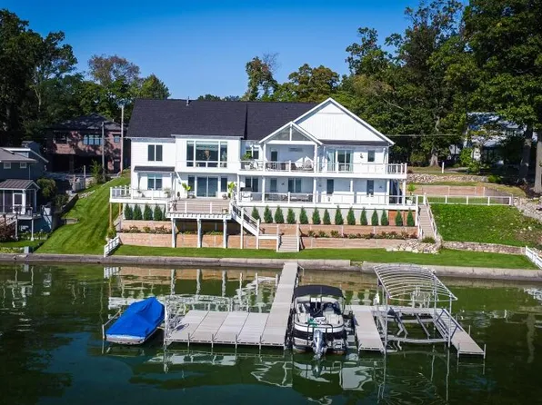 68129 Edgewater Beach Rd, White Pigeon, MI 49099