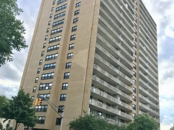 285 Aycrigg Ave #B, Passaic City, NJ 07055