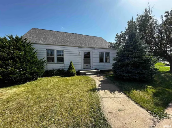 2510 Avenue Of The Cities, Moline, IL 61265