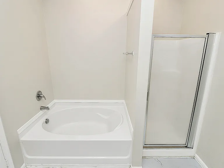 3128 Reid Brook Ln — Photo 12