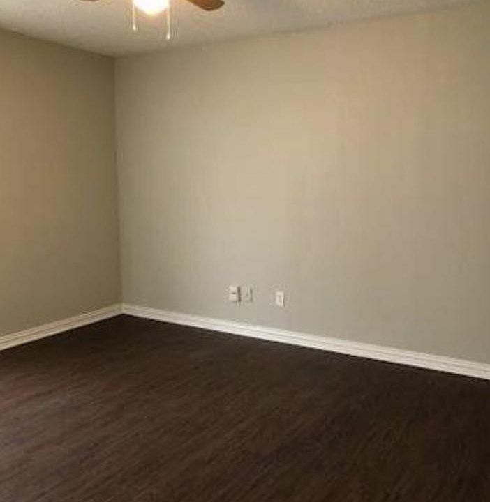 1st image of 7654 Ronnie Dr