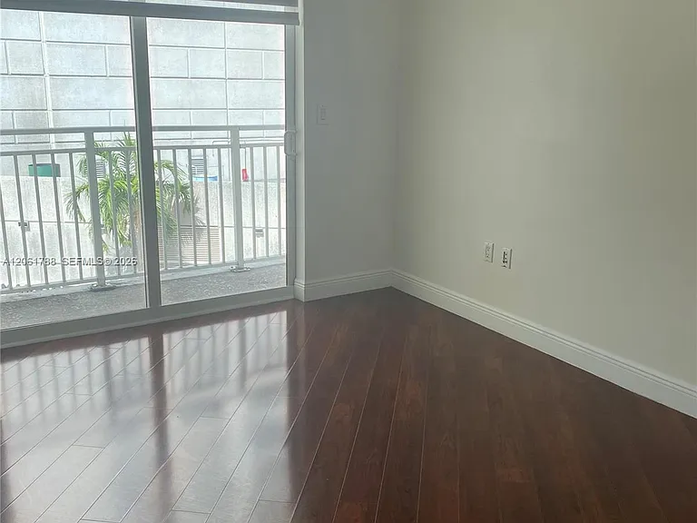7275 SW 90th Way #509 — Photo 2