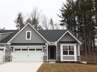 340 Canyon Creek Ct, Howell, MI 48843