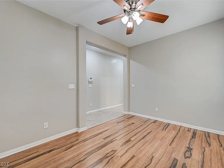 964 Wagner Valley St — Photo 7