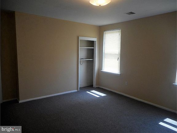 3rd image of 457 Fairmount Ave #3