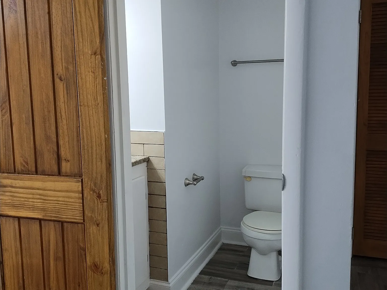 357 Stephen Dr — Photo 4