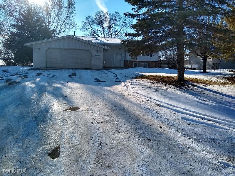 2nd image of 816 Myrtle St