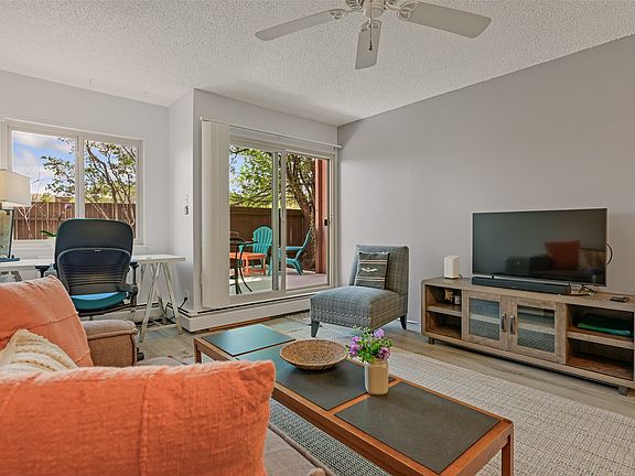3rd image of 149 Calle Ojo Feliz Unit I