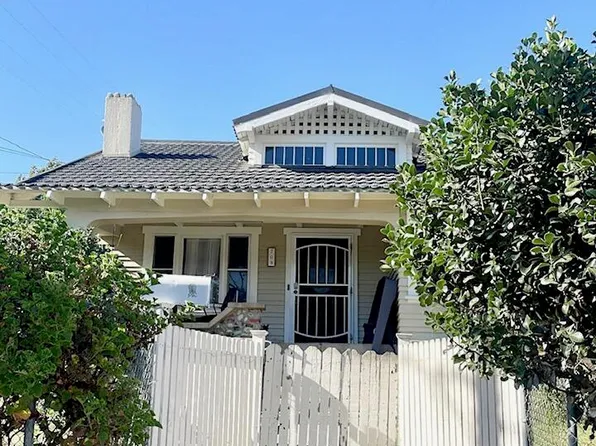703 E Pleasant St, Santa Paula, CA 93060