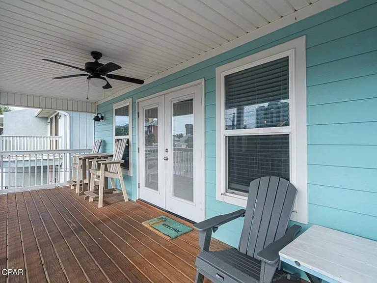 6320 Beach Dr — Photo 11