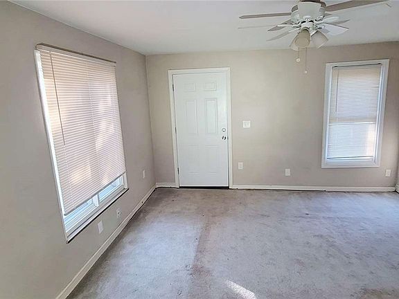 5th image of 18616 Rockland Ave