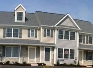 230 Kentwell Dr, York, PA 17406