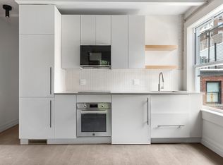 241 W 13th St APT 12, New York, NY 10011