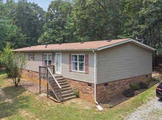 555 Knoll Woods Dr, Rustburg, VA 24588