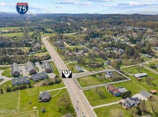 7402 Pelleaux Rd, Knoxville, TN 37938