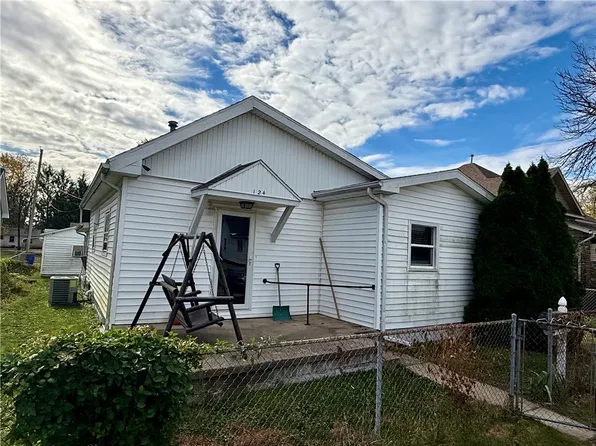 124 Victor St, Westville, IL 61883