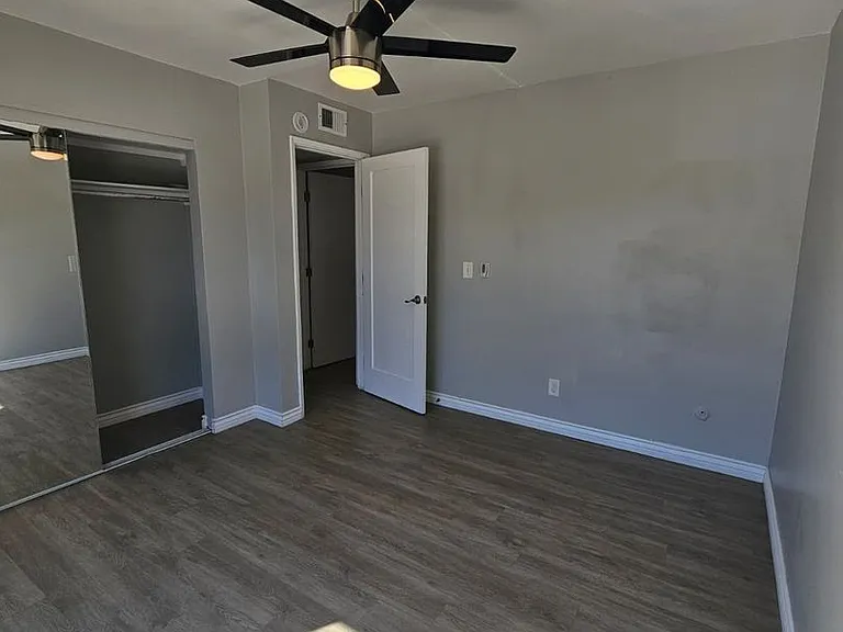 4541 Contour Blvd. — Photo 17