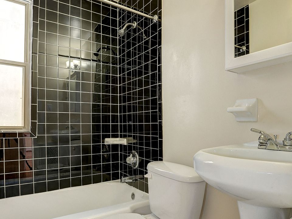 Full Length Tub and Ceramic Tile