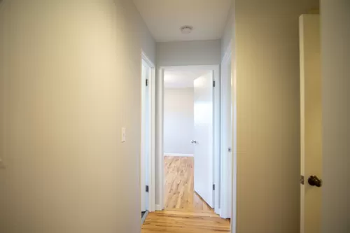 Primary Photo - Recently Renovated 2 bedroom Near Willamette Park & OHSU w/ Move-in Special!