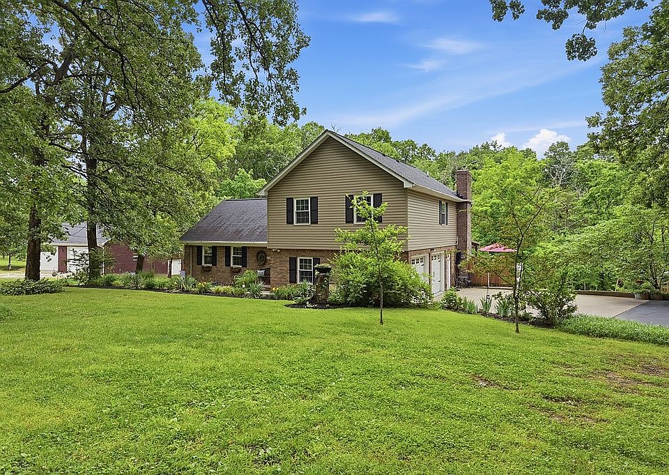 1st image of 155 Pine Creek Ct