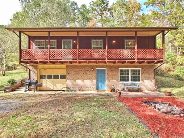 1120 Emerald Dr, Concord, NC 28025