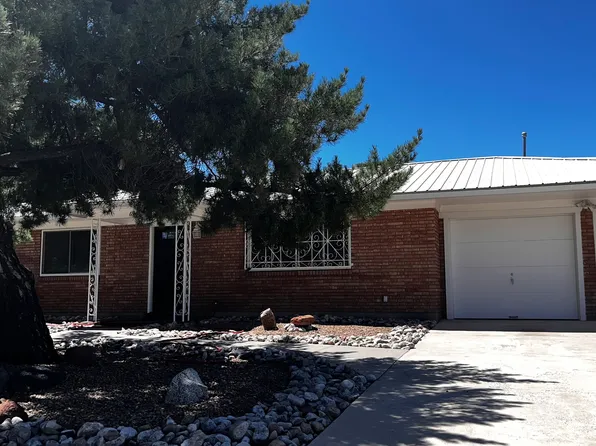 (undisclosed Address), Albuquerque, NM 87110