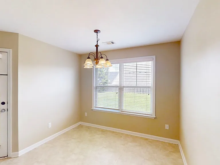 253 High Meadows Cir — Photo 13