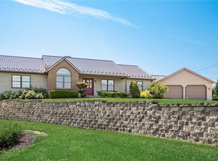 2630 Lawhead Ln, Zanesville, OH 43701