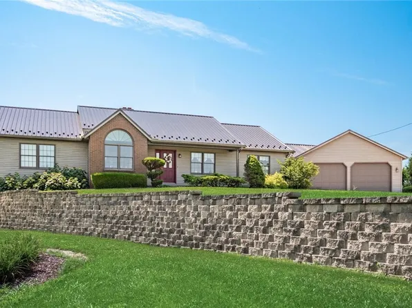 2630 Lawhead Ln, Zanesville, OH 43701