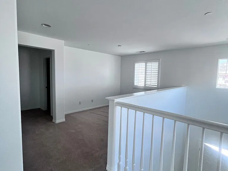 4040 Obsidian Rd — Photo 12