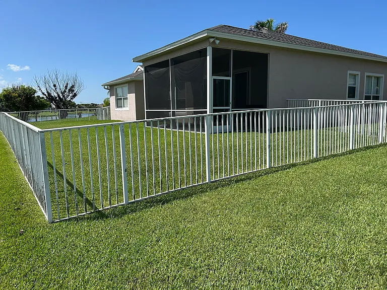637 Tangelo Cir SW — Photo 11