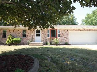 52911 Juniper Rd, South Bend, IN 46637