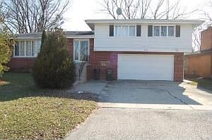 2nd image of 536 Country Ln