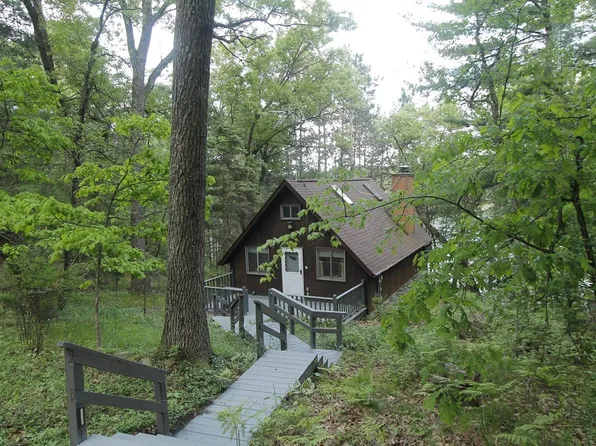 W8537 Duck Creek Ln, Westfield, WI 53964