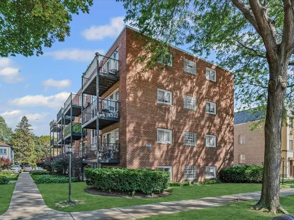 2620 W Catalpa Ave APT 1A, Chicago, IL 60625