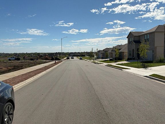 5th image of 20429 Rosen Way