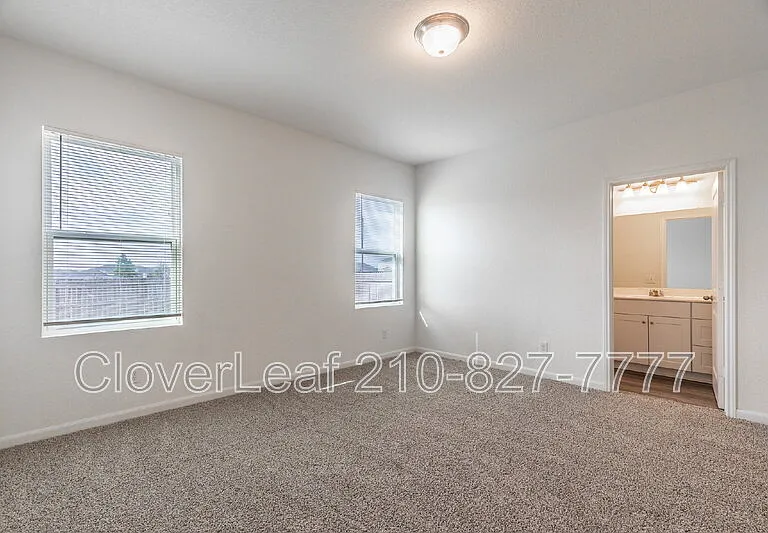 8360 Falcon Mdw — Photo 17