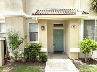 87 W Shoshone St, Ventura, CA 93001