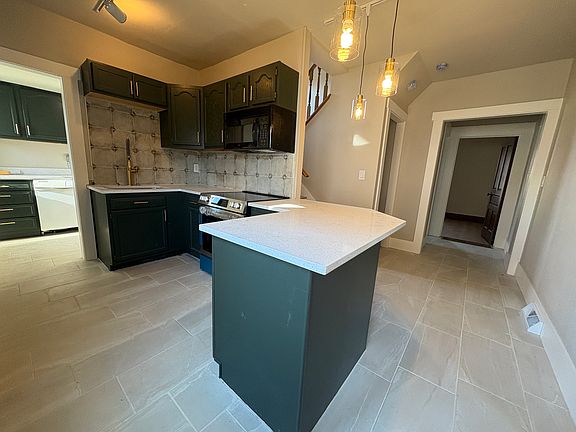 Eat In Kitchen in Addition to Dining Room