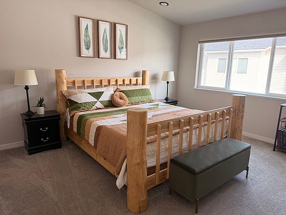 Master bedroom with King Size bed