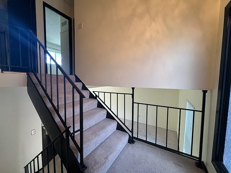 181 Carmel Woods Dr — Photo 12
